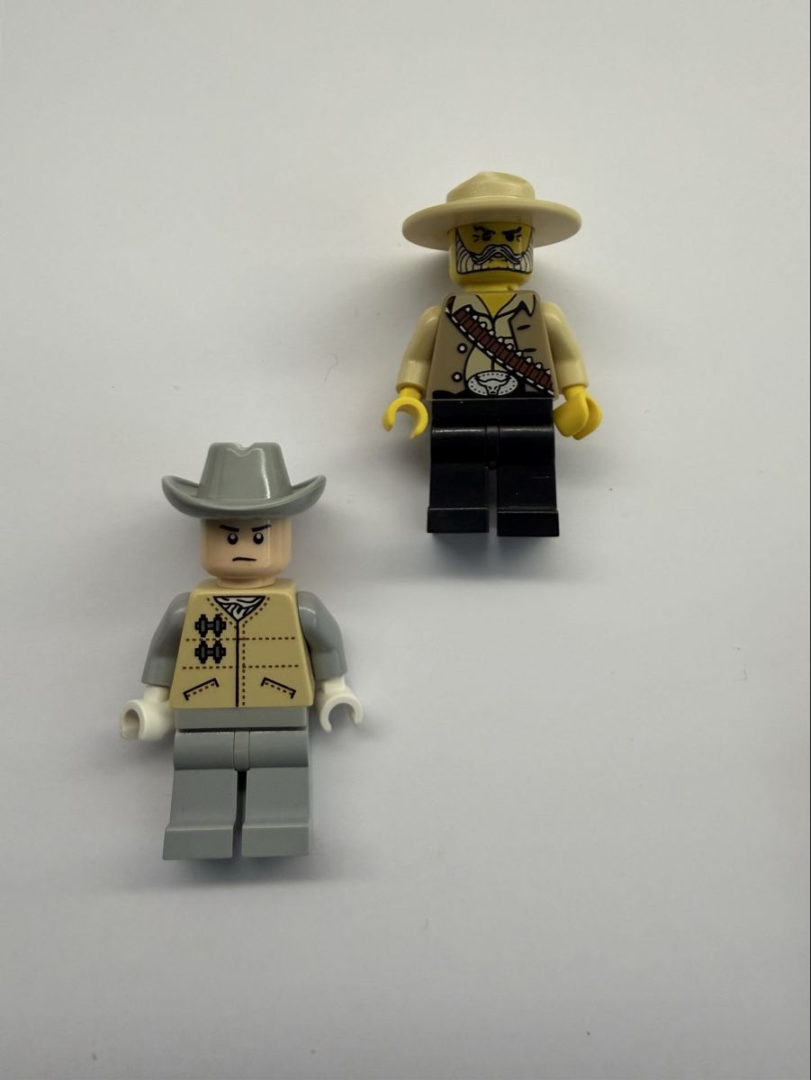 Lego Giocattoli: Lego Figuren Cowboys 2 Stk.  – Usato da Rheinfelden venduto da zim_2hqc 1