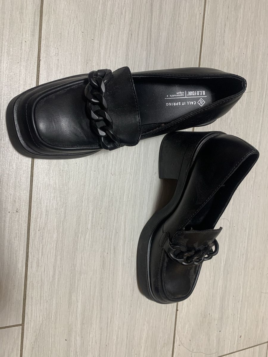 Damenschuhe: Loafers with chains Size 36.5/37 – Gebraucht aus Genthod von Lou_Jin 2