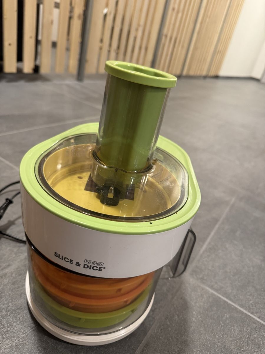 Elettrodomestici da cucina: Gemüseschneider – Usato da Obfelden venduto da jmo_nn5z 4