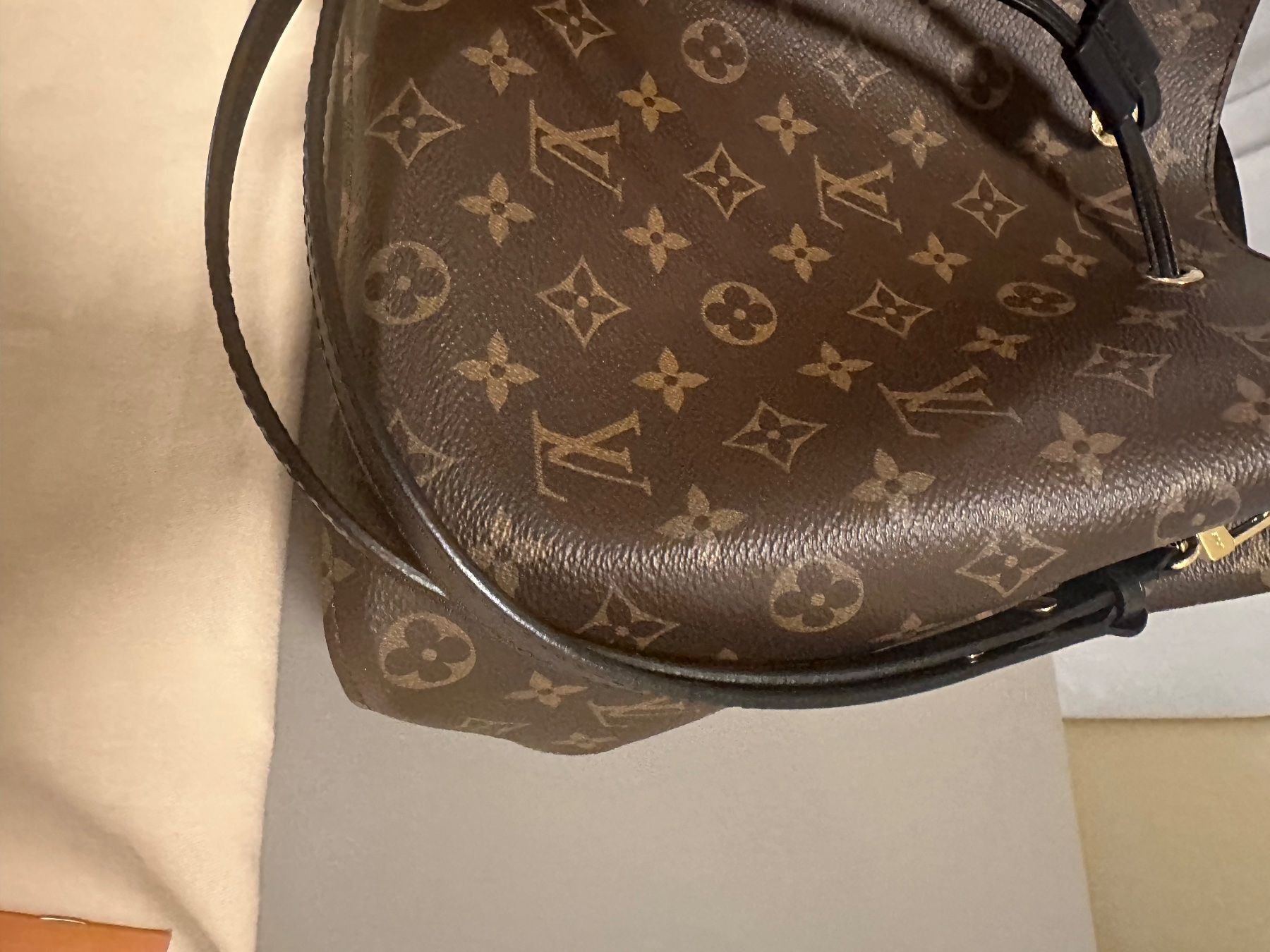 Louis Vuitton Borse da donna: Neonoe bag Louis Vuitton – Usato da Lugano venduto da S_nyr7 3