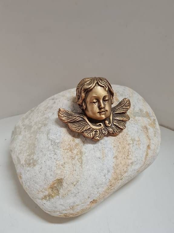 Figuren: Bronzeengel auf Stein  – Gebraucht aus Kriens von LotusOase
