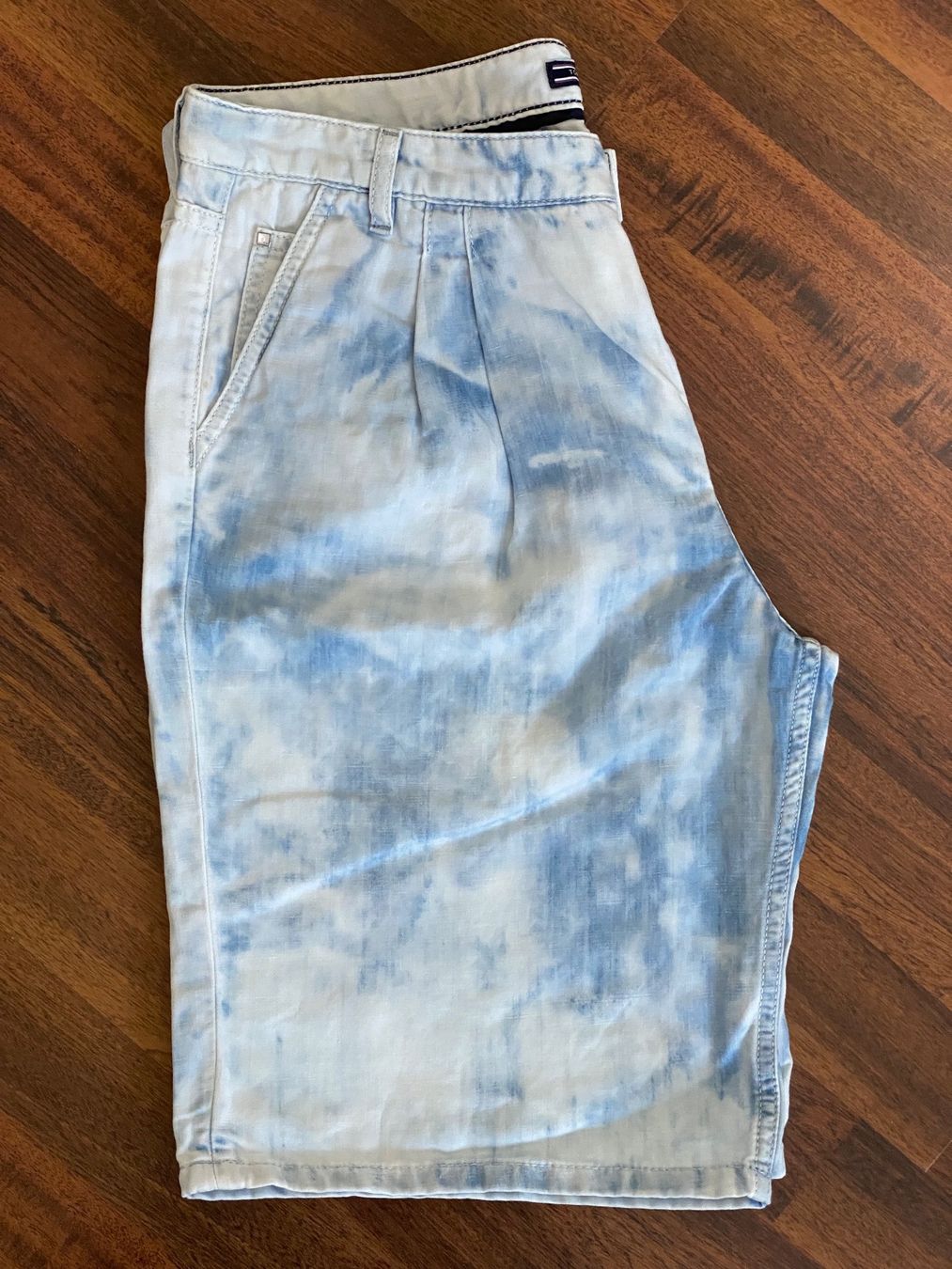 Tommy Hilfiger Jeans: Tommy Hilfiger Jeans Shorts NEU – Nuovo (secondo la descrizione) da Birr venduto da sfe_rhj7