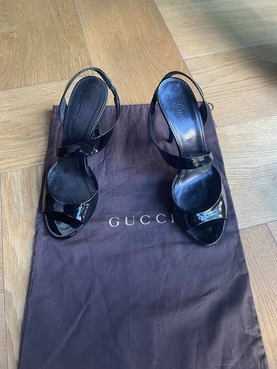 Gucci Chaussures femmes: Gucci stilettos 39.5 – D'occasion à Zürich par Fredsgaard 1
