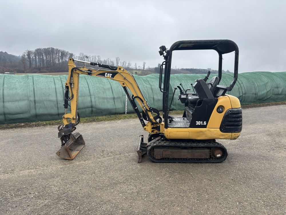 Bagger CAT 1,8t (Gebraucht) in Courgevaux für CHF 9900 – nur Abholung ...