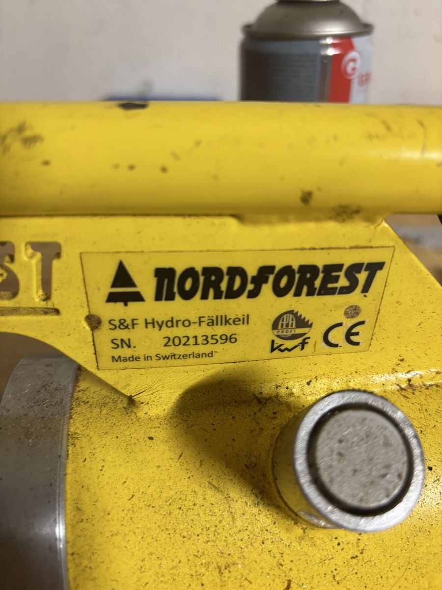 Tutti gli attrezzi: Hydro-Fällkeil – Usato da Tuttwil venduto da Buffalo130 4