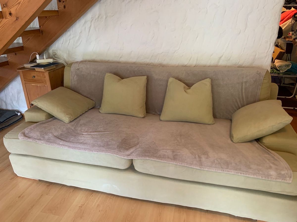 Divani: Sofa light green fabric good condition 3 seater – Usato da Langenbruck venduto da hol_2jqt 2