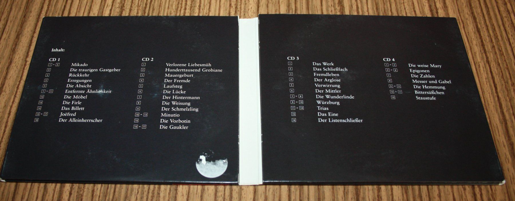 Hörbücher: CD Hörbuch  Mikado  4 CD's (69) – Gebraucht aus Flüelen von Rosegarden 2