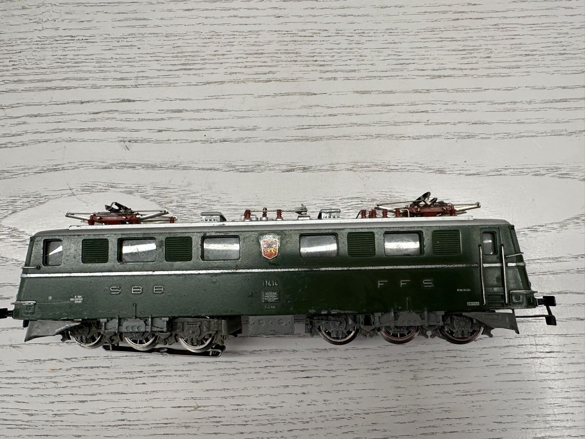 Märklin Modelleisenbahnen: Märklin 3050 SBB Ae 6/6 Stans – Gebraucht aus Lupsingen von New-Haven 2