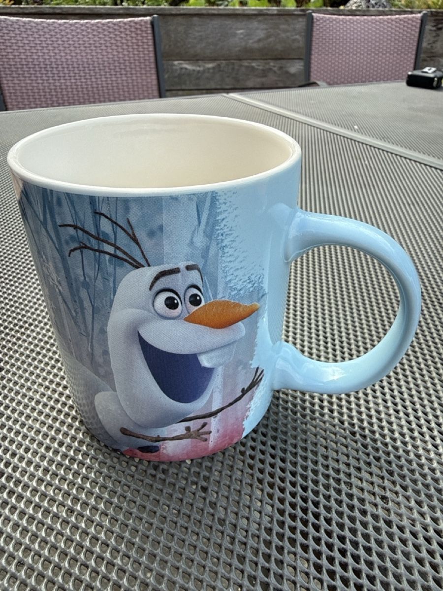 Coop Tazze: Tasse Frozen mit Olaf – Usato da Dettighofen (Lengwil) venduto da Dolol