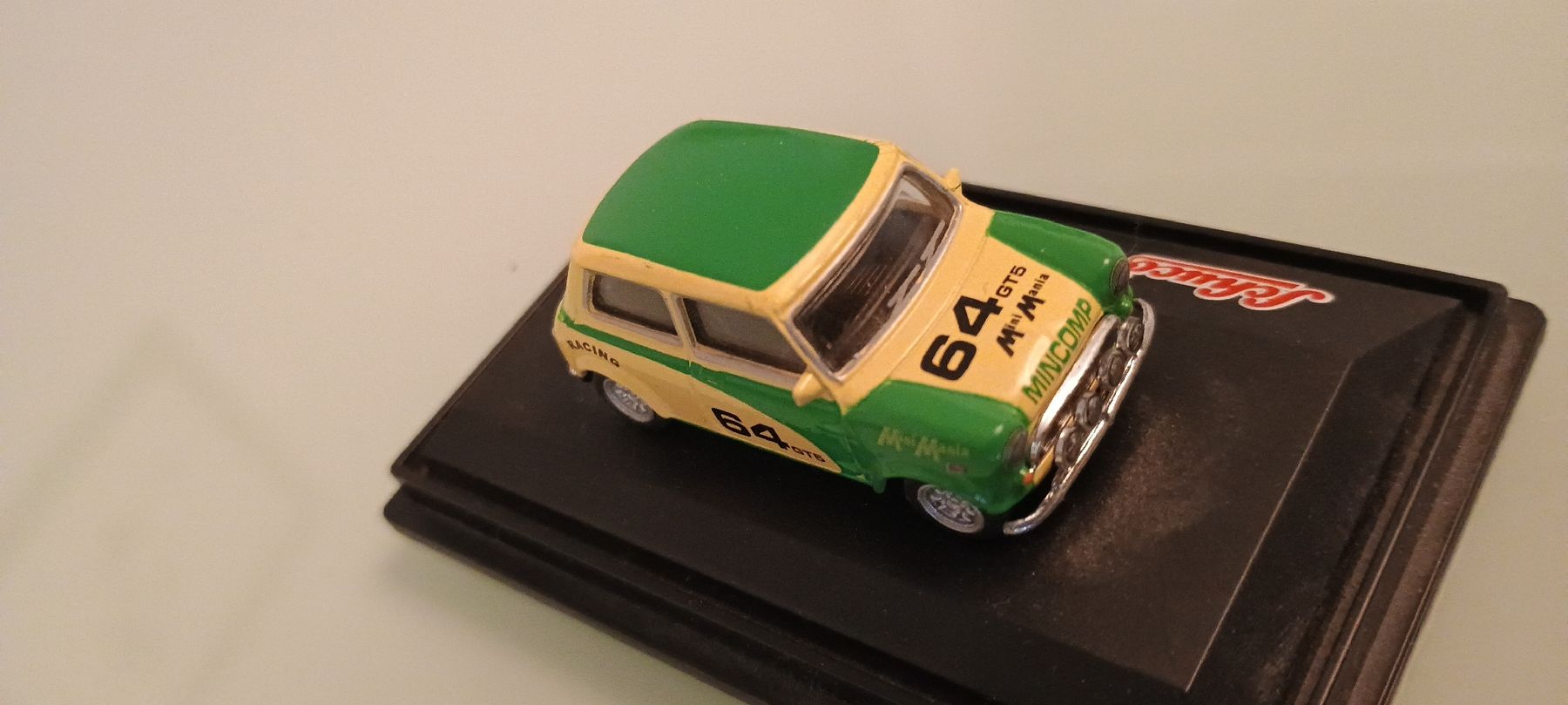 Schuco Modellini d'auto: SCHUCO 1:87 Mini Cooper Mini Mania Austin Morris – Usato da genève venduto da chrisgnv 1