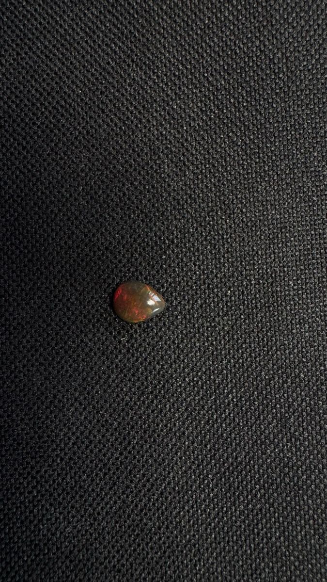 Pietre preziose: Black Opal AAA 1.2ct – Nuovo e nell'imballaggio originale da Wängi venduto da Horus90 1