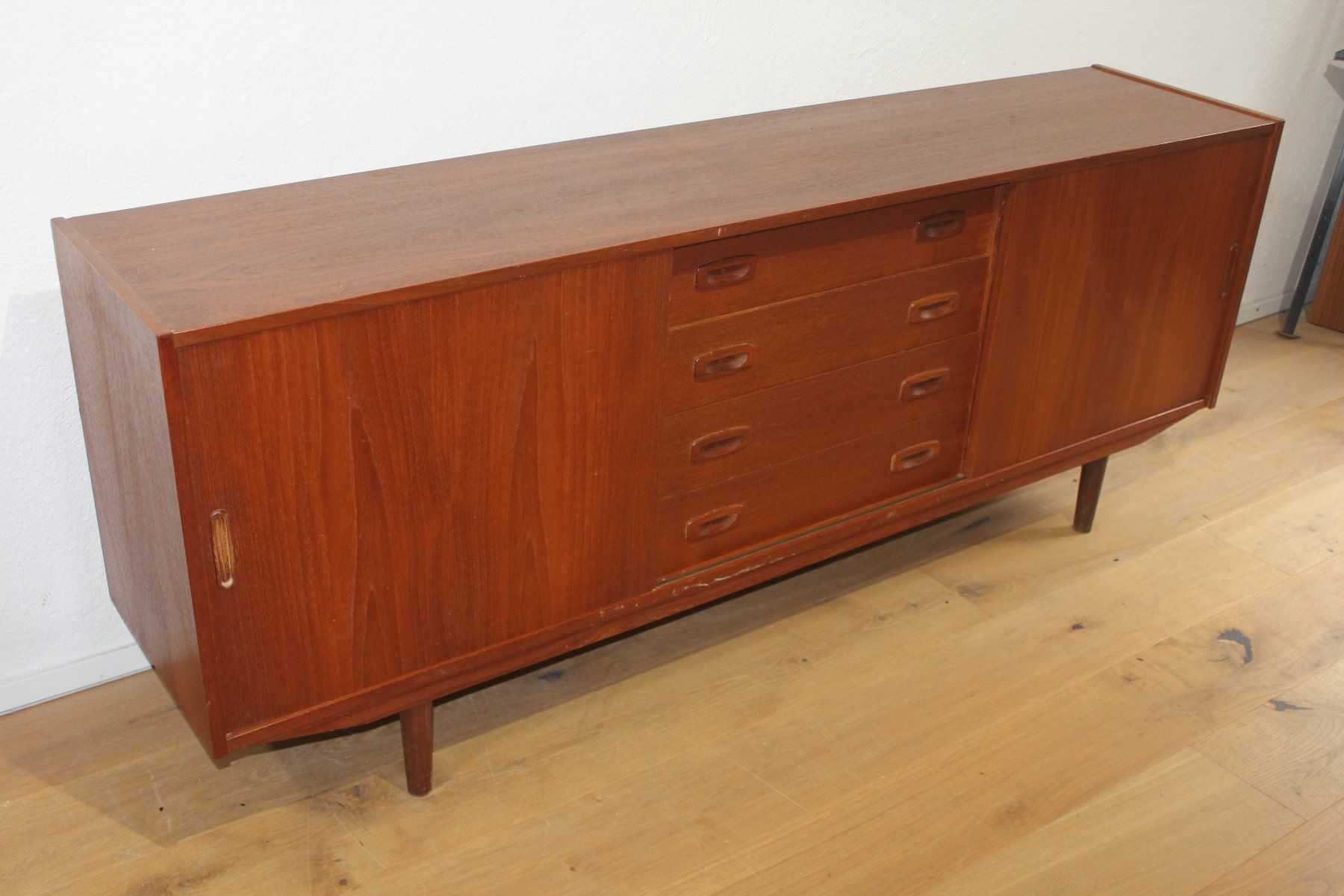 Cassettiere: Mid Century Teak Sideboard – Usato da Glarus venduto da Toni-Glarus 2