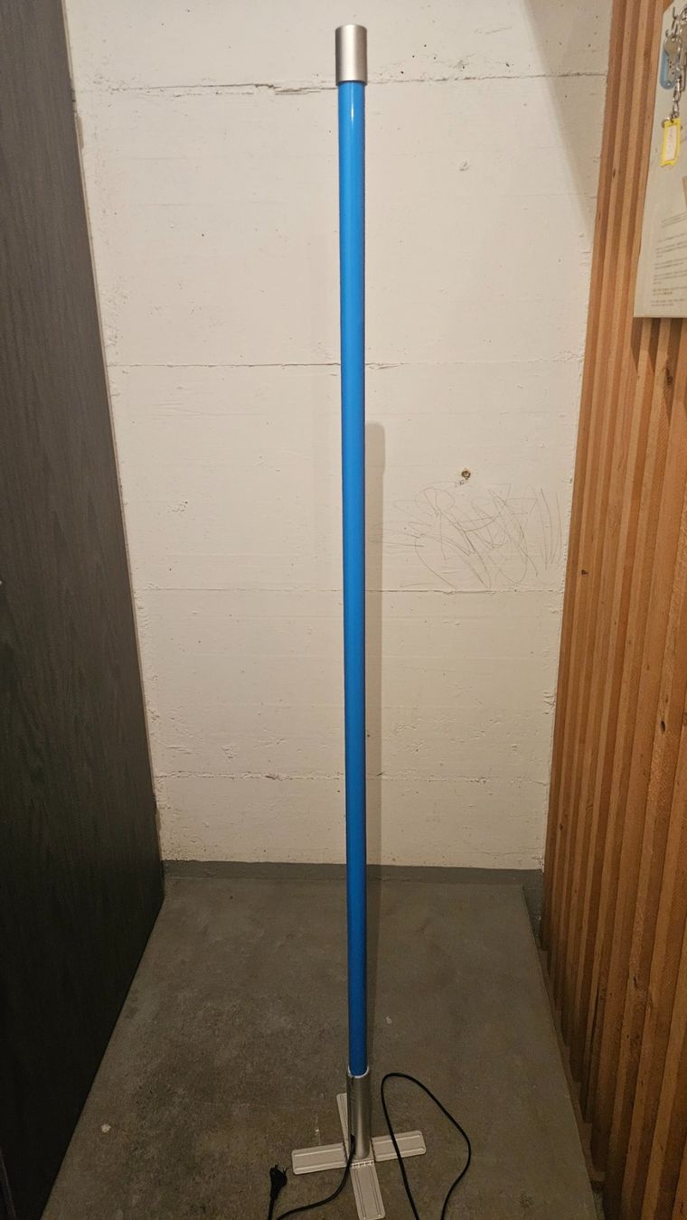 Lampade: Stehlampe blau – Usato da Zug venduto da anzel999 1