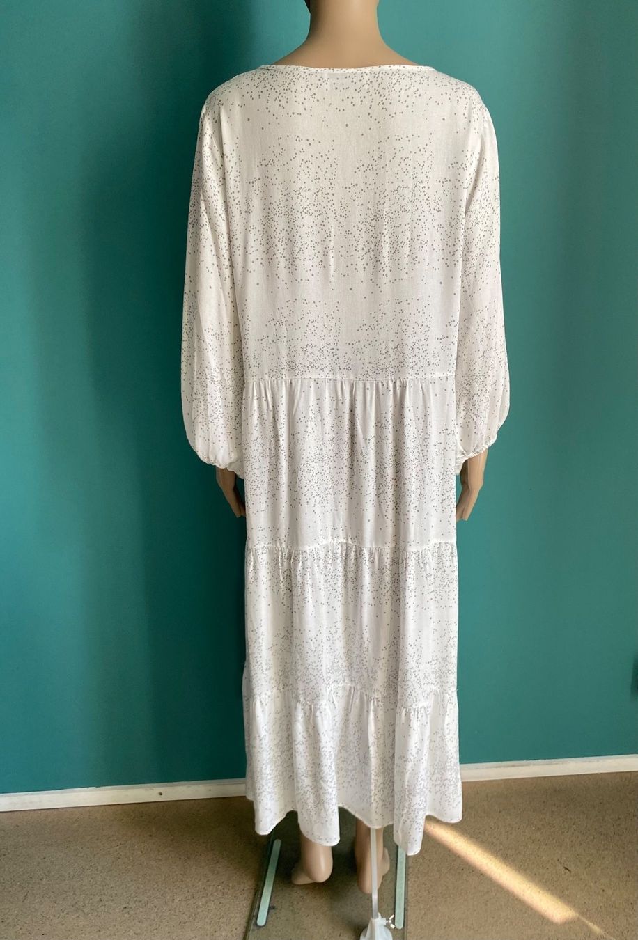 Vestiti: KARO KAUER Maxikleid | 100% Viskose 🤍 – Usato da Zürich venduto da ClosetQueen 3