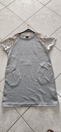 Shirt-Kleid mit Pailetten in Grösse S