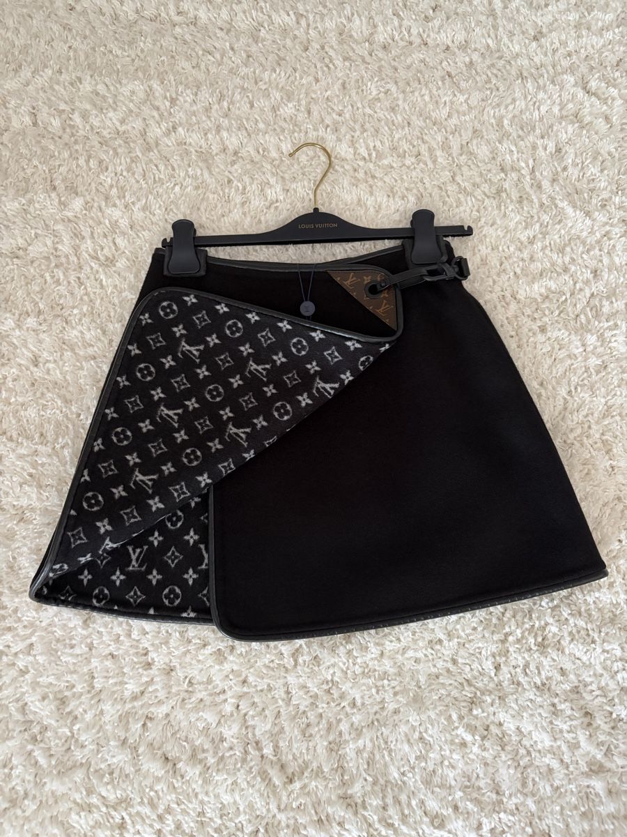 Louis Vuitton Gonne: Louis Vuitton Mini A-Line Wrap Rock Grösse 36 – Nuovo e nell'imballaggio originale da Giebenach venduto da Su99