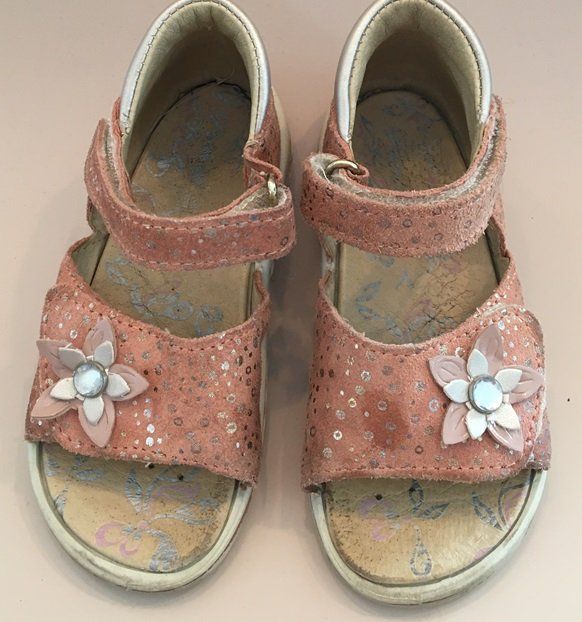 Primigi Scarpe per ragazze: Kinder-Sandalen (25) – Usato da Grüningen venduto da tienda100