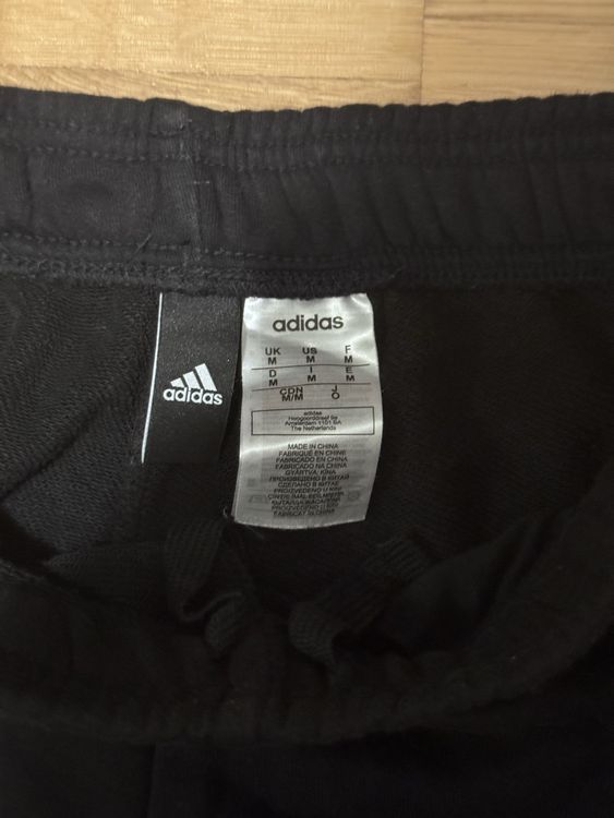 Adidas Pantaloni: Adidas Trainerhose Gr. M – Usato da Untersiggenthal venduto da floriyang 2