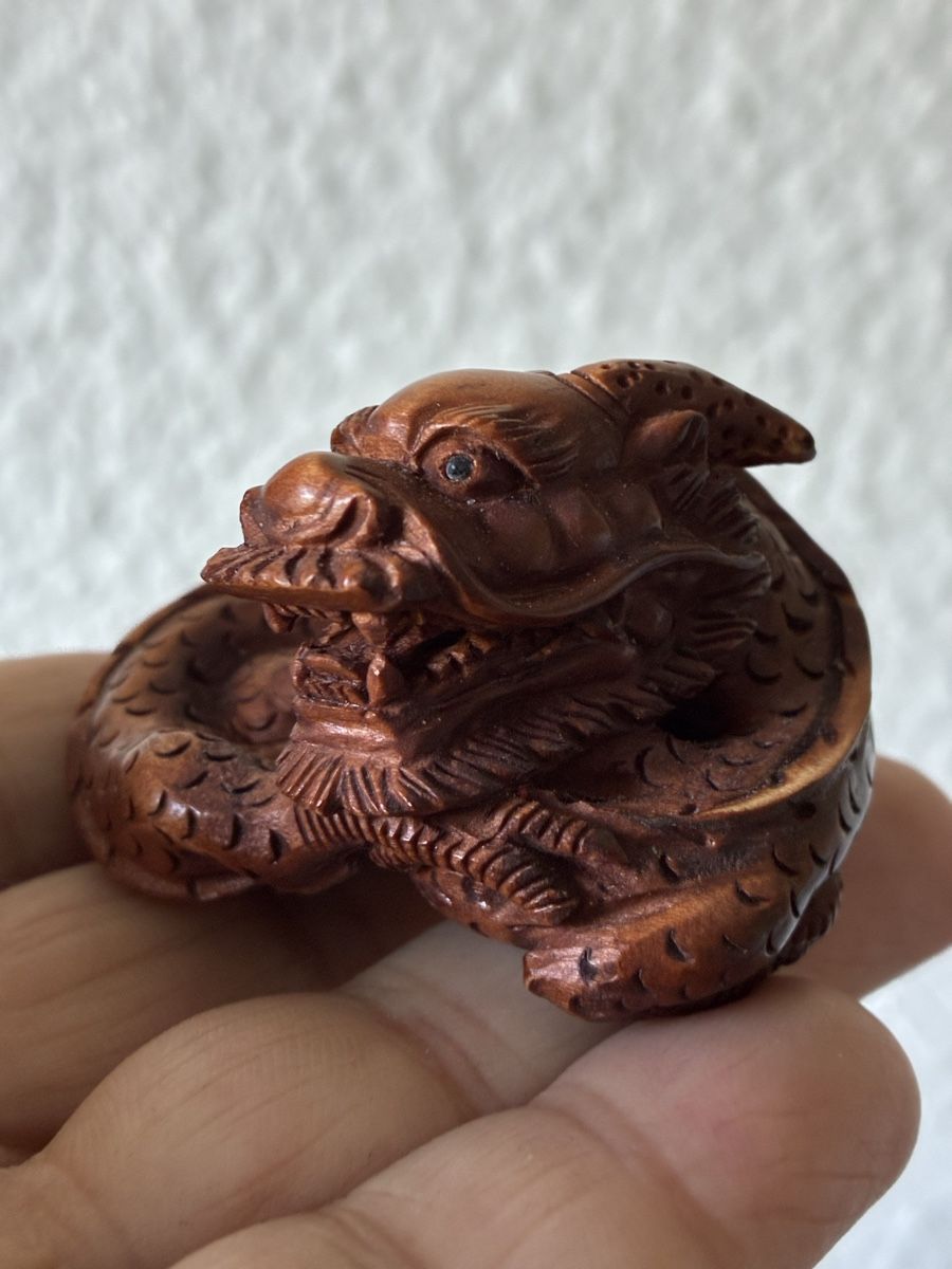Statuette: Japon vintage netsuke objet traditionnel – Usato da St-Aubin-Sauges venduto da asianart