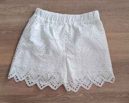 4248SE – Short H&M –  EUR-38 (M)