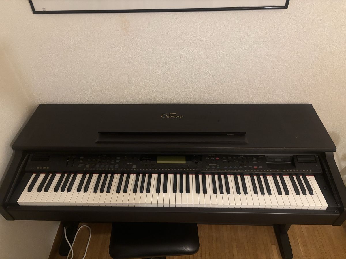 Yamaha Instruments de musique: Clavinova CVP-92 – D'occasion à Zürich par gepaecktraeger