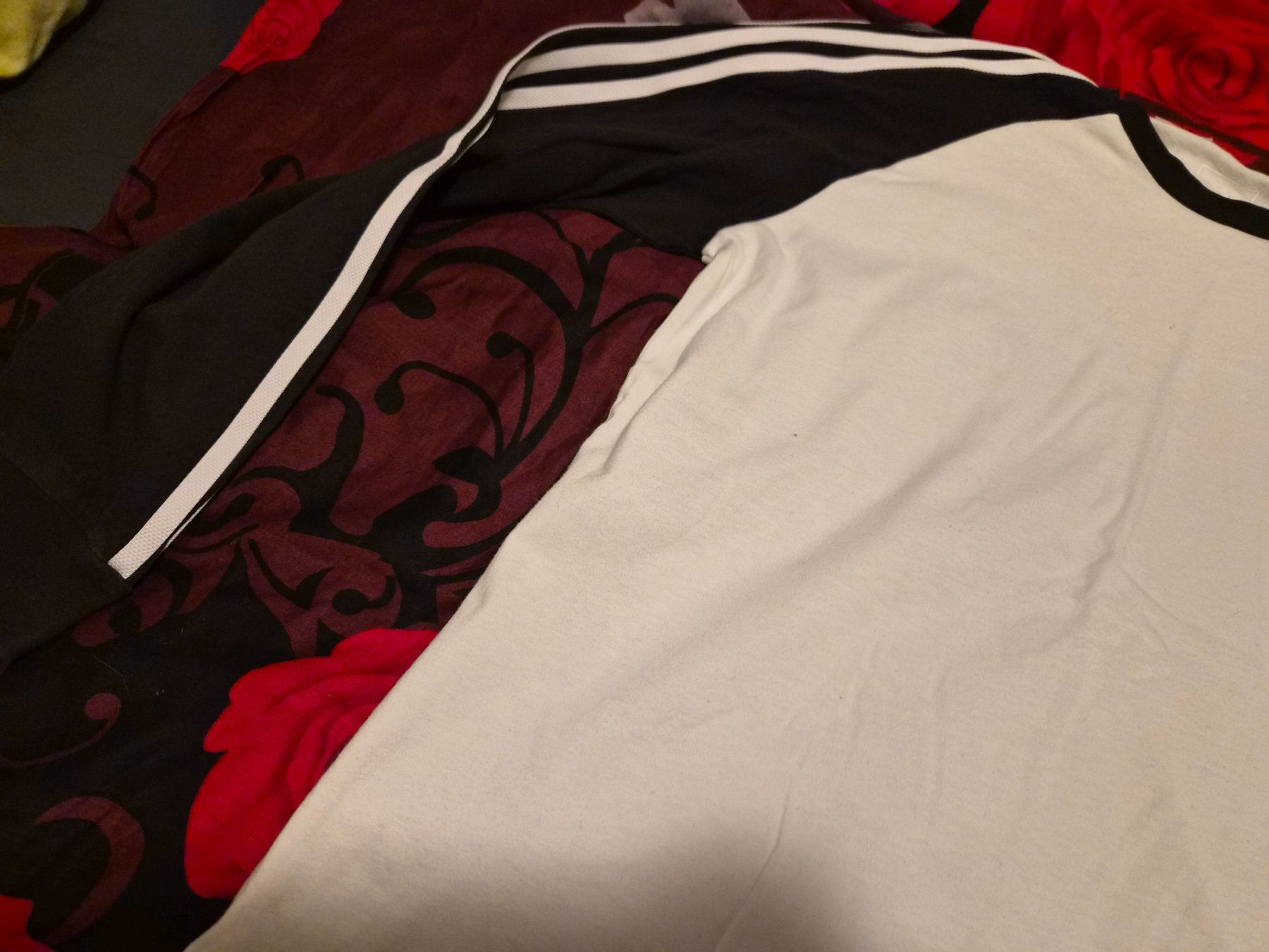 Maglioni & Felpe: Adidas swaetshirt gr 164 – Nuovo (secondo la descrizione) da Dietikon venduto da Eleda 3