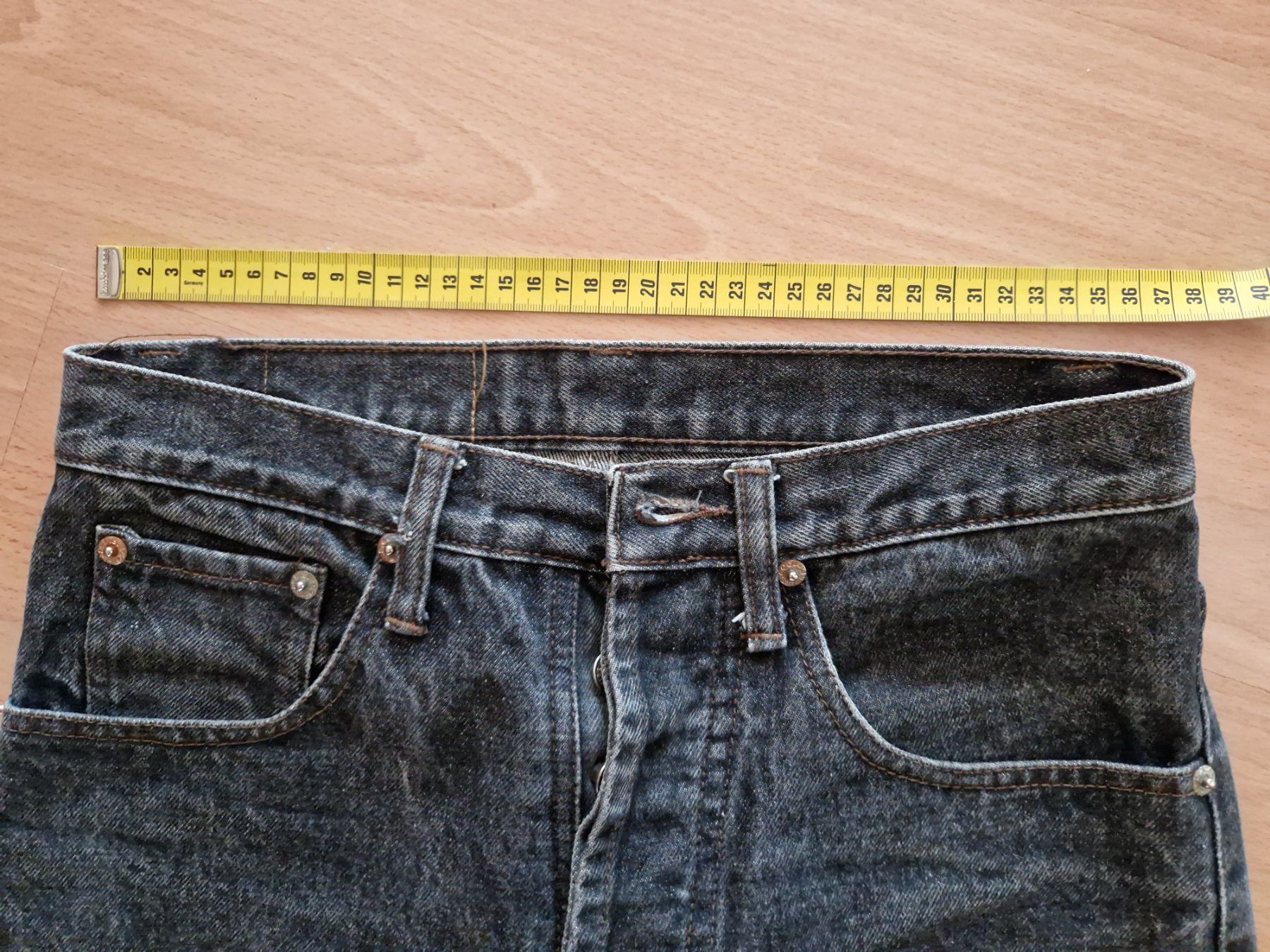 Levi's Jeans: Levis Jeans Hose Schwarz Moonwashed – Usato da Neuhausen am Rheinfall venduto da Alchimista 7