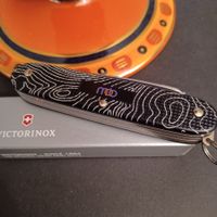 Victorinox Alox Farmer TOPO schwarz mit Lasergravur