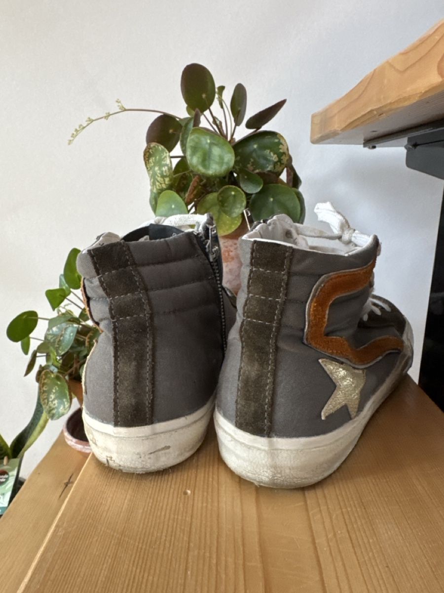 Scarpe da uomo: Baskets Golden Goose slide – Usato da Buttes venduto da Dayos 4