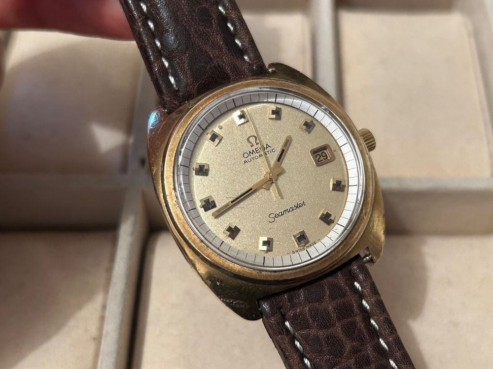 Montre Vintage Système Années 70 - Mécanique Manuelle - Cadran Noir - État Fonctionnel Mais Verre Abîmé
