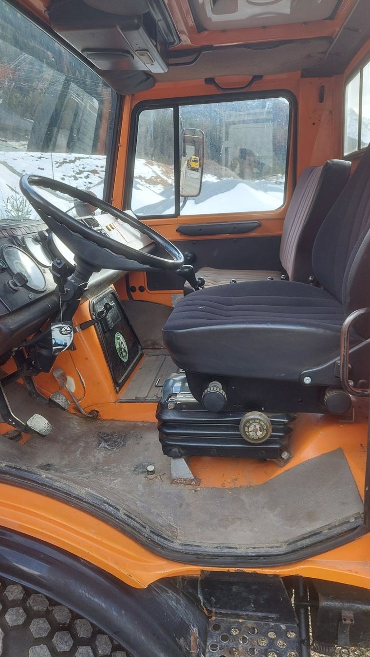 Mercedes-Benz Veicoli commerciali: Unimog 1250 – Usato da Sent venduto da Tours_suren 6