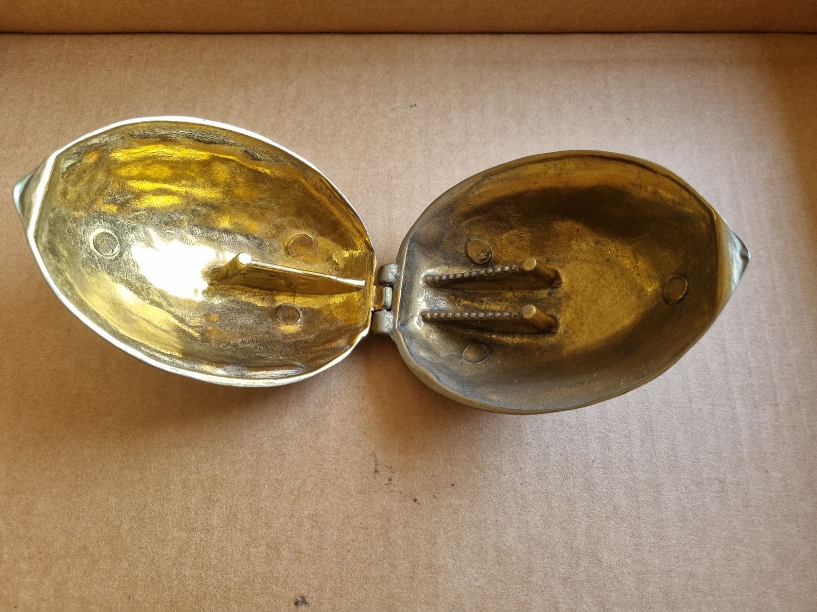 Elettrodomestici da cucina: Vintage Grosse  Nussknacker aus Messing – Usato da Schaffhausen venduto da Leveron13 1
