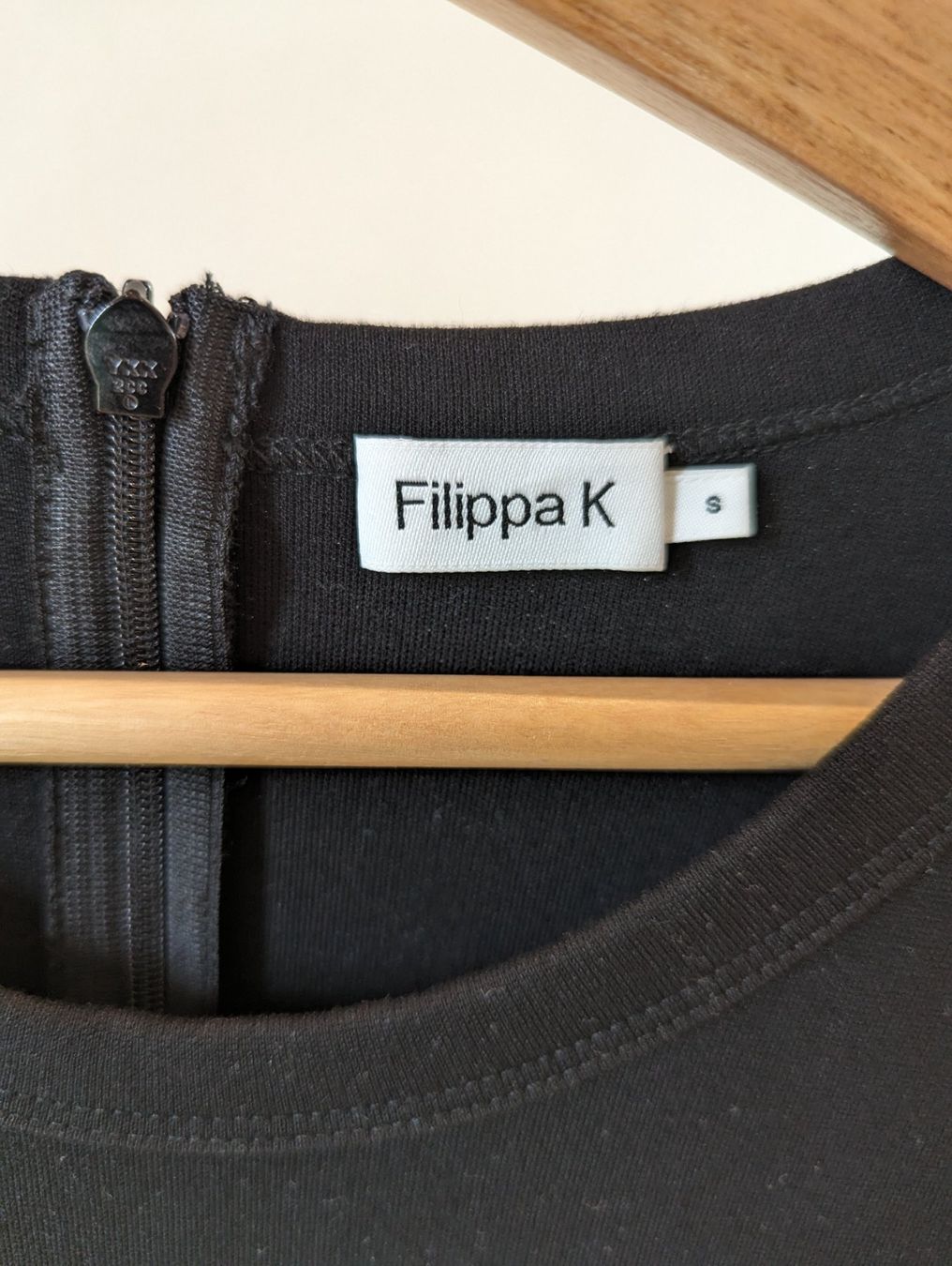 Filippa K Vestiti: Robe midi Filippa K T. S – Usato da Attalens venduto da cam_mq9h 1
