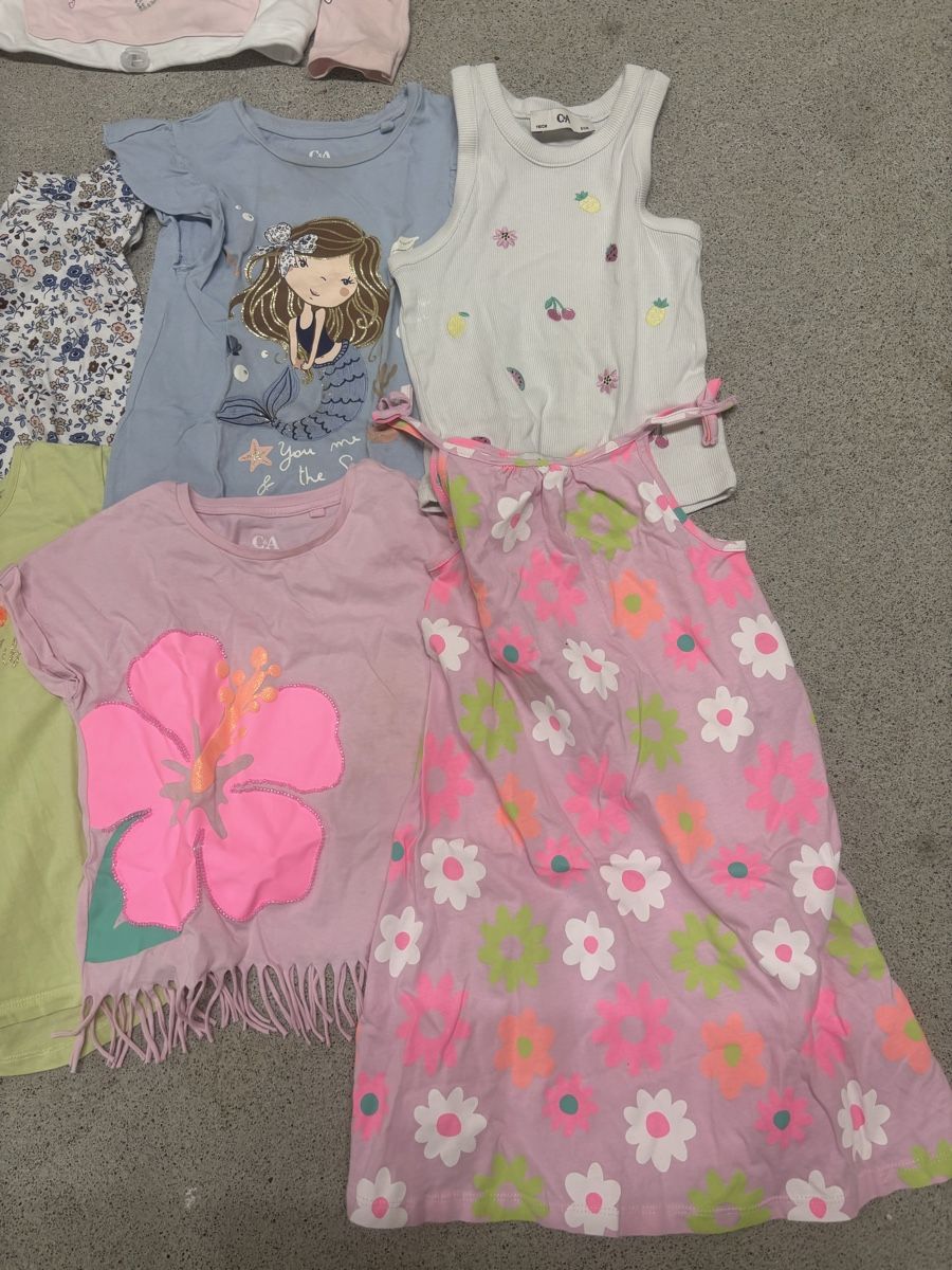 C&A Lotti & Set di vestiti: Mädchen Kleiderpaket, Grösse 110 Sommerkleider – Usato da Aarau Rohr venduto da amalieR. 4