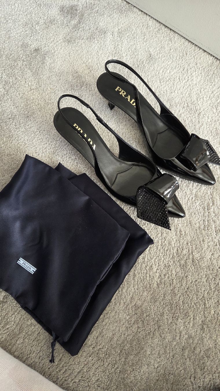 Damenschuhe: Prada Pumps. Grösse 37 – Gebraucht aus Frick von mlpreloved