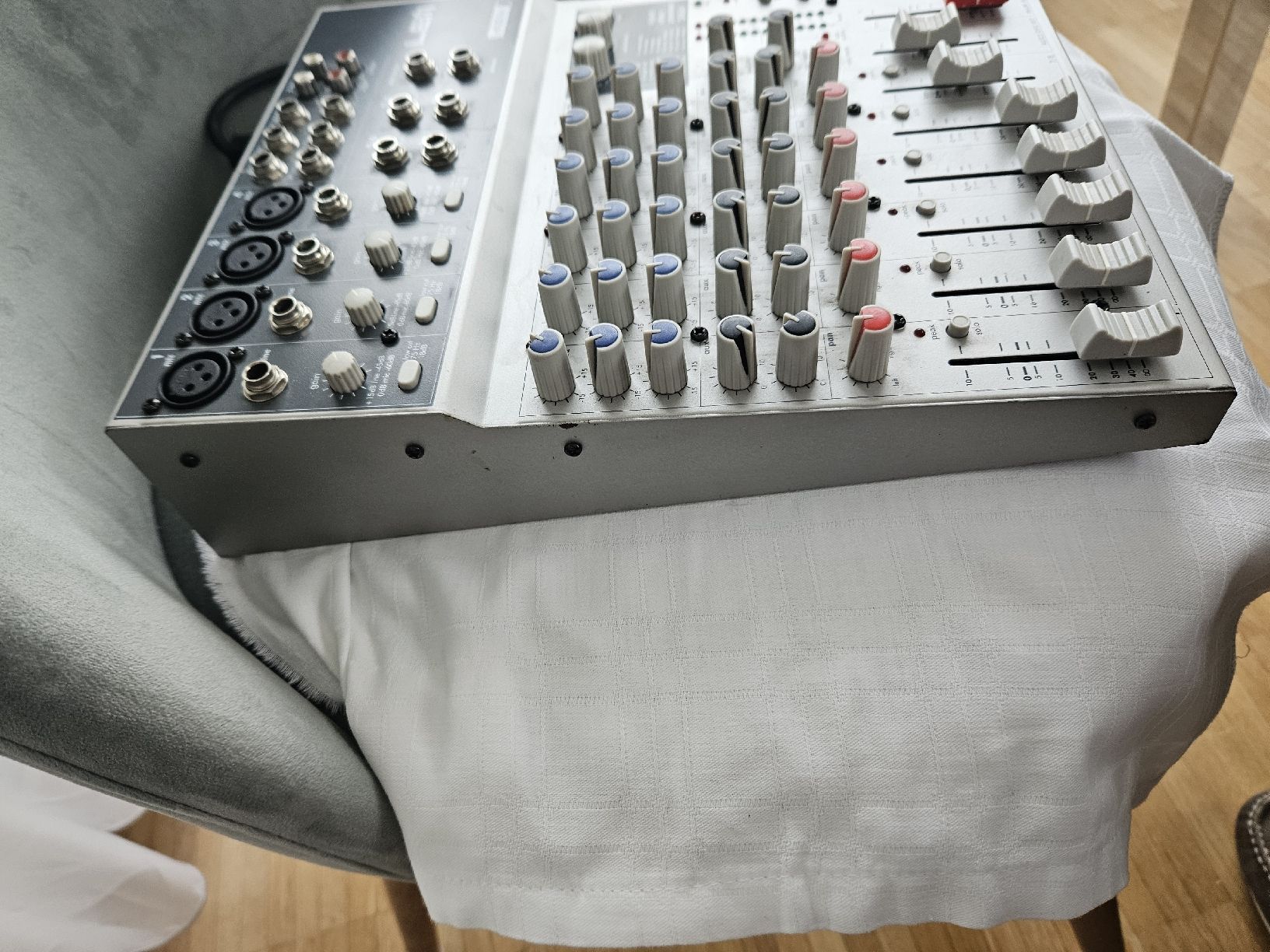 Lem Console di mixaggio: MIXER LEM RD 82 FX – Usato da Zürich venduto da Freblu48 1