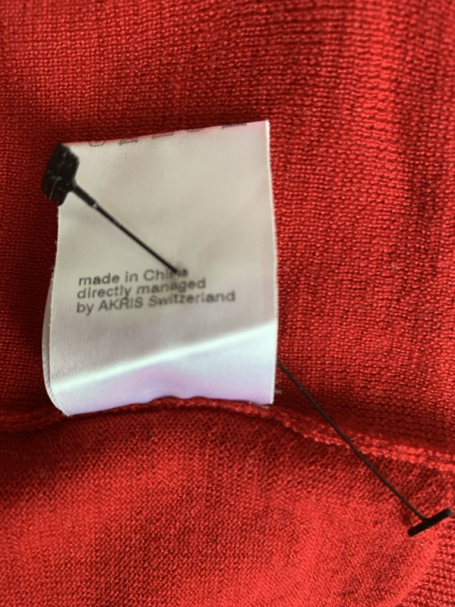 Akris Maglioni & Felpe: AKRIS: Roter Rollkragen-Pullover mit Designerdetails, 36 – Nuovo (secondo la descrizione) da Luzern venduto da designluzern 9