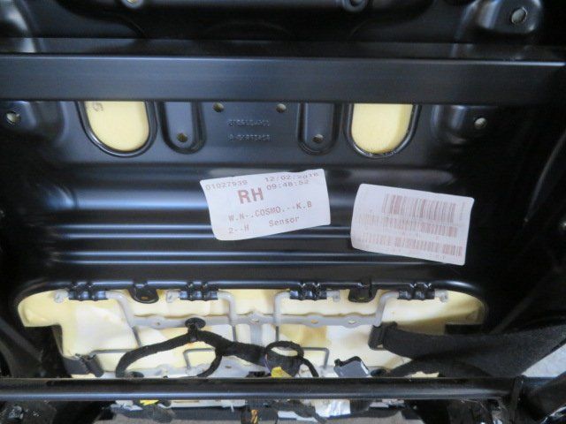 Opel Tutti pezzi di ricambio auto: Beifahrersitz Meriva B mit Sitzheizung – Usato da Pfyn venduto da sagenruthe 5