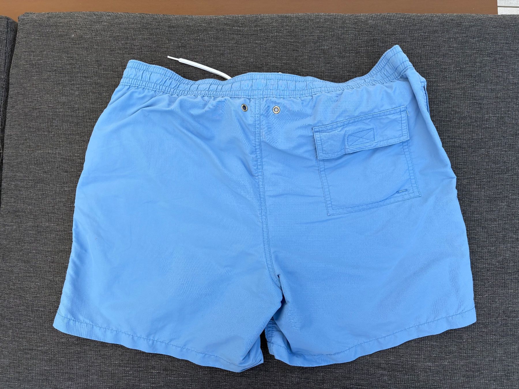 Ralph Lauren Pantaloni: Polo Ralph Lauren Badeshorts hellblau – Usato da Murten venduto da nobeer23 1
