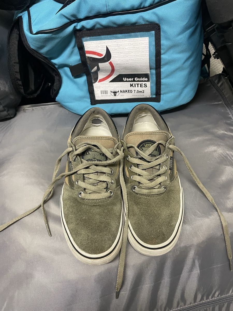 Vans Scarpe da uomo: Vans Sneakers suede olive size 39 – Usato da Zürich venduto da Malwa