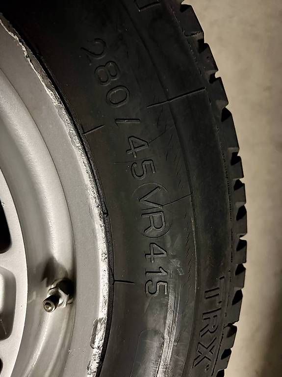 Ferrari Cerchioni: Jantes Ferrari – Usato da Céligny venduto da Aloha720 3