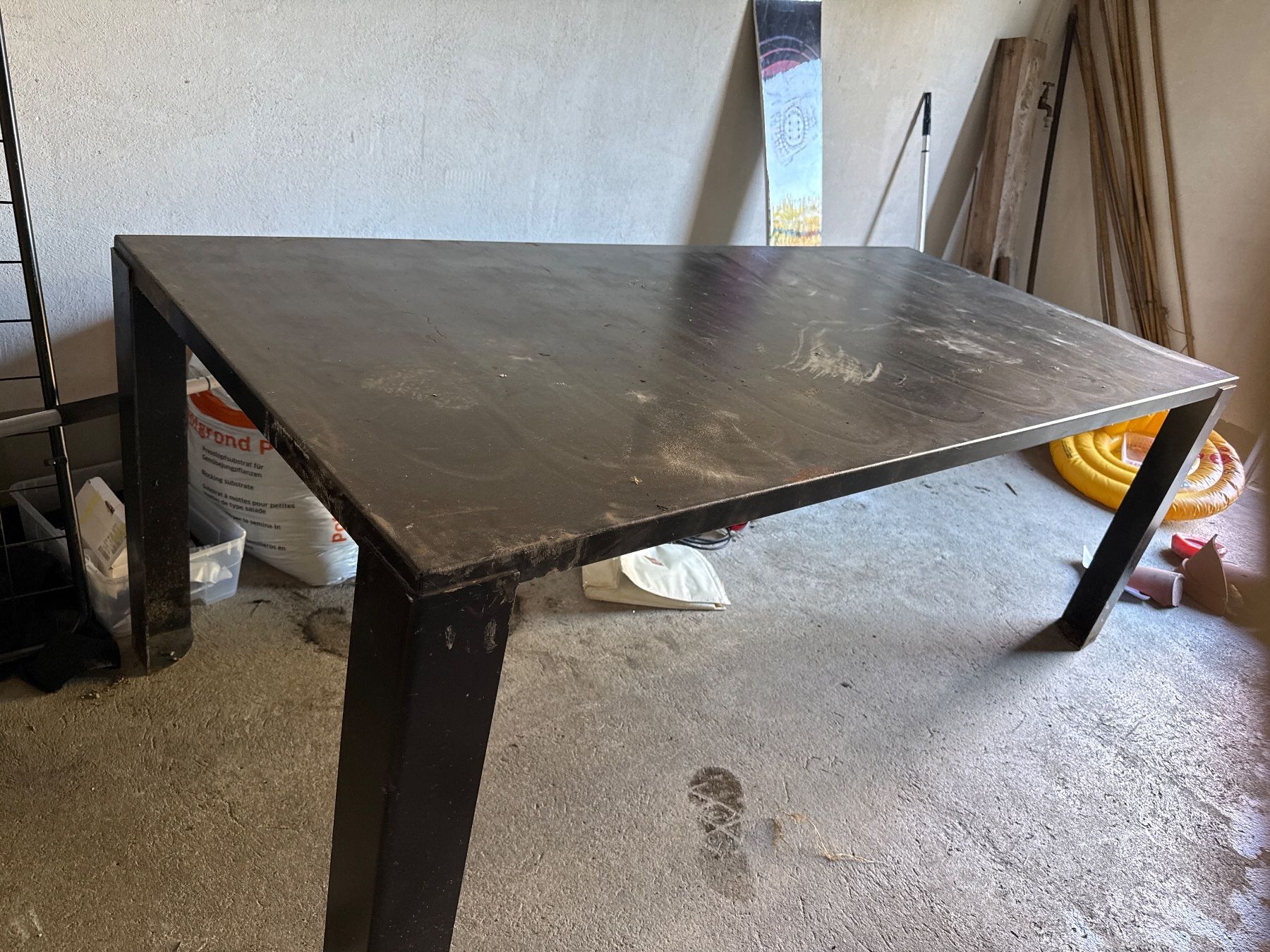 Tavoli: massiver EISEN Gartentisch,200x90xH 75 cm – Usato da Amriswil venduto da used2use 1