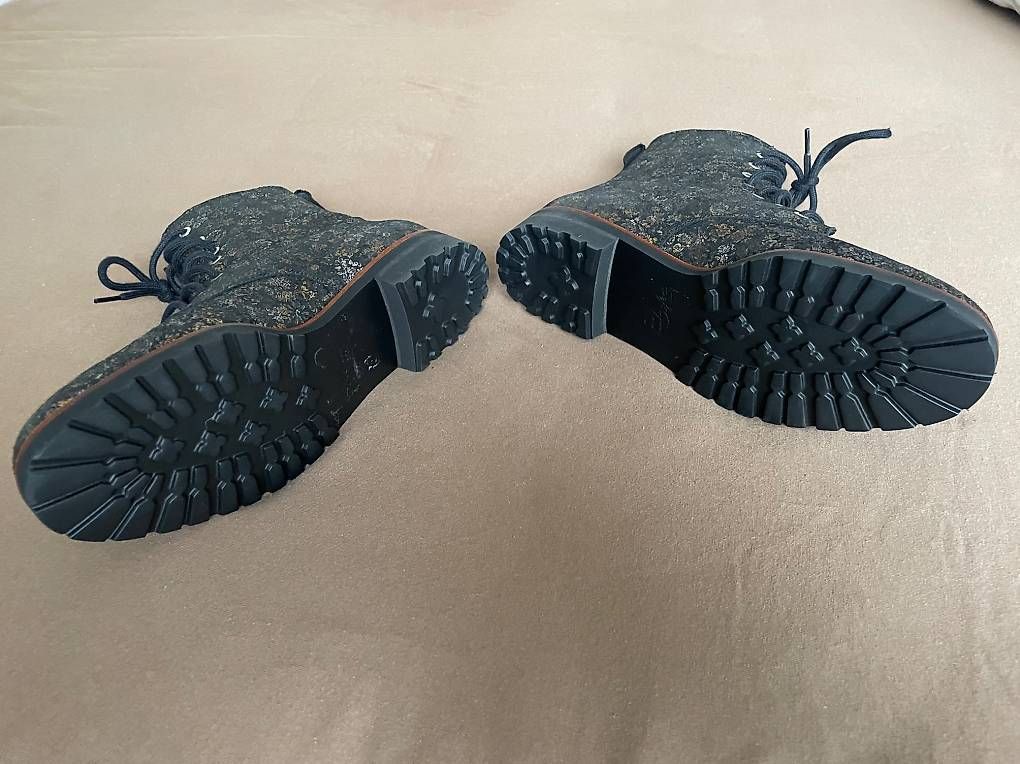 Scarpe da donna: Neue Damen-Winterschuhe Grösse 38/39 – Usato da Bern venduto da aeb_5smj 1