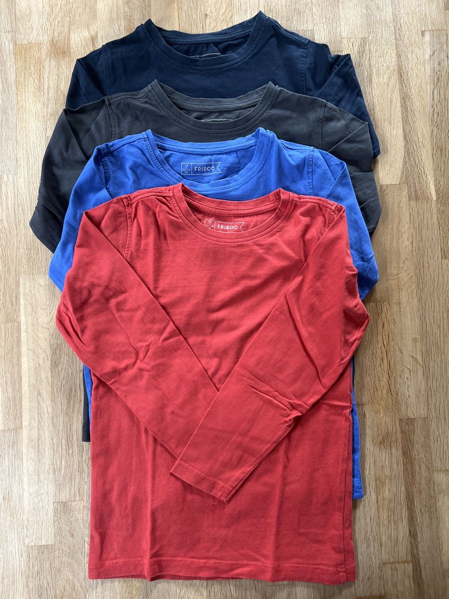 Camicie, T-shirt & Polo: T-Shirt long sleeve – Usato da Bachenbülach venduto da Dana_Ondrasik