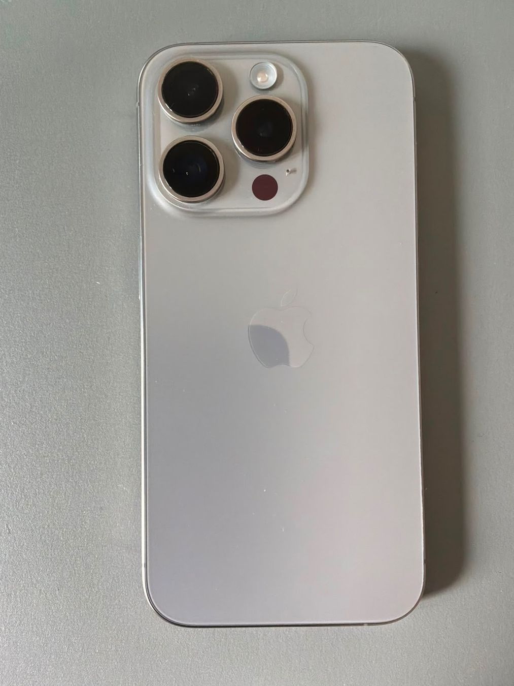 Apple Handys / Smartphones: iPhone 15 Pro 256GB Natural Titanium – Gebraucht aus Rifferswil von mic_mw22