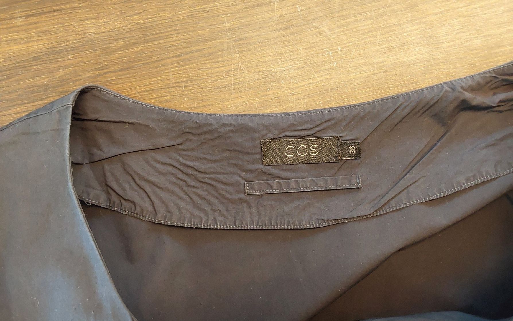 Cos Vestiti: Kleid COS 36 dunkelblau Baumwolle – Usato da Köniz venduto da scopello12 4