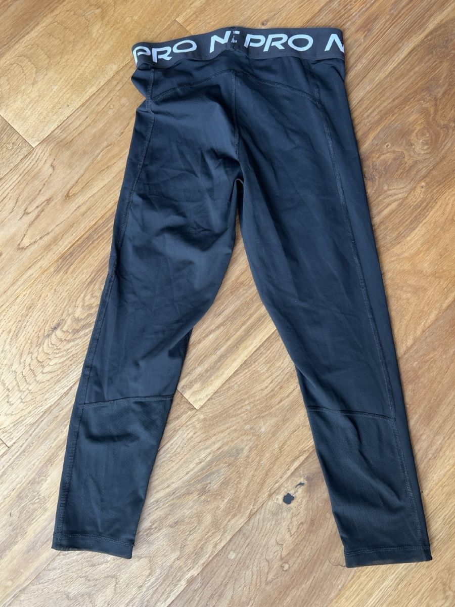 Nike Leggings: Tights Nike pro – Neu (gemäss Beschreibung) aus Stettlen von ich_biete_mit_3006 2