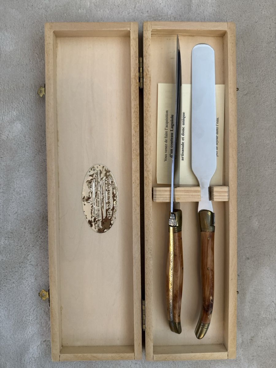 Laguiole Messer: Set de couteaux Laguiole environ 10 ans – Neu und originalverpackt aus Crassier von GGblue23515