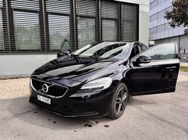 VOLVO V40 D2 Momentum Geartronic
