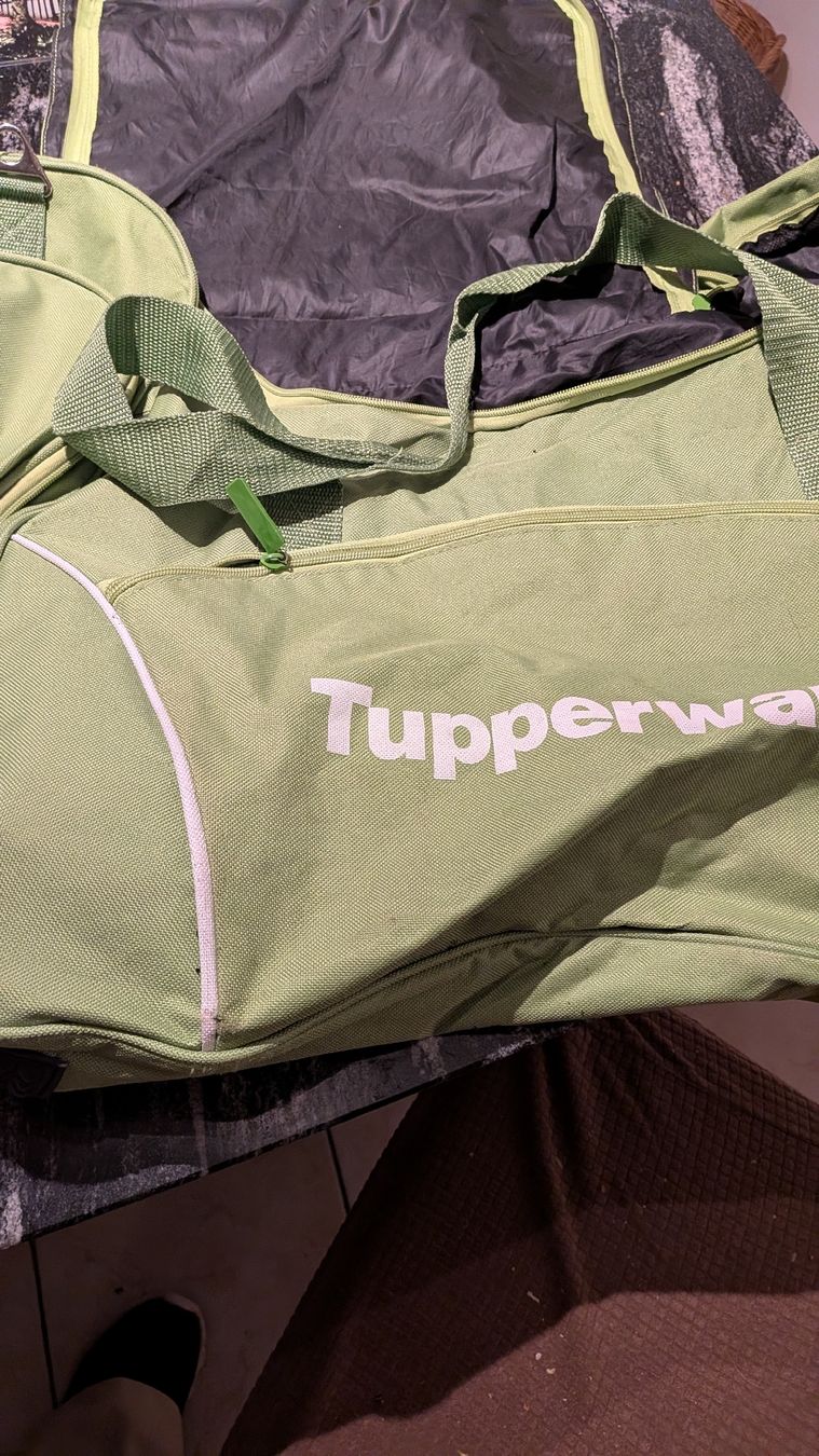 Taschen: Sport Tasche  – Gebraucht aus Wattenwil von karinschaw